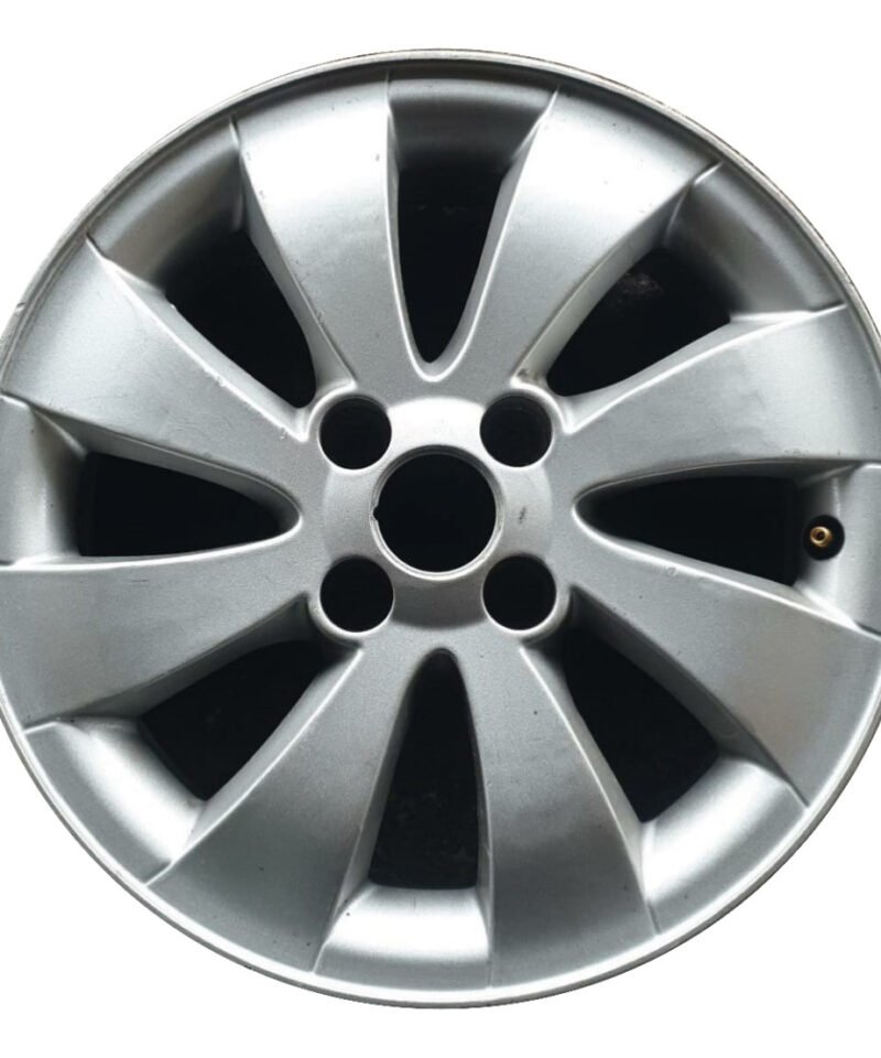 Llanta Original RECAMBIO R15 4x100 RENO 1