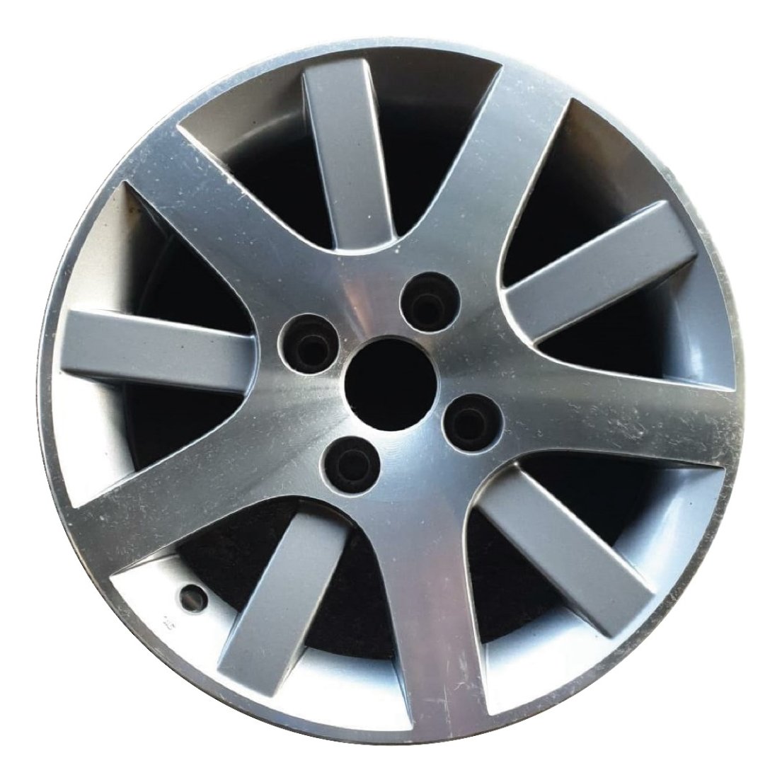 D_NQ_NP_880908-MLA75510930016_042024-F.jpg Llanta Original Nueva R15 4x108 PEUGEOT 1